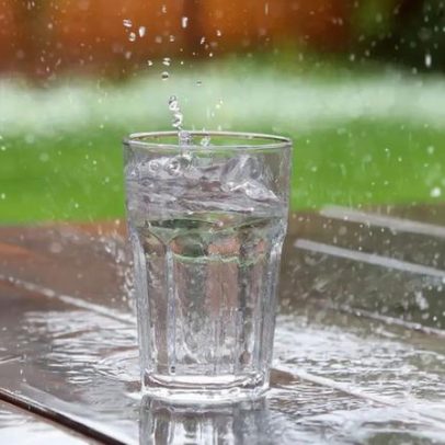 Posso beber água da chuva? Como torná-la segura para consumo