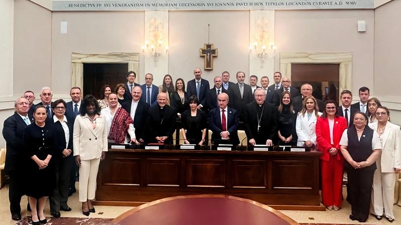 MEC participa de encontro internacional sobre saúde mental na educação