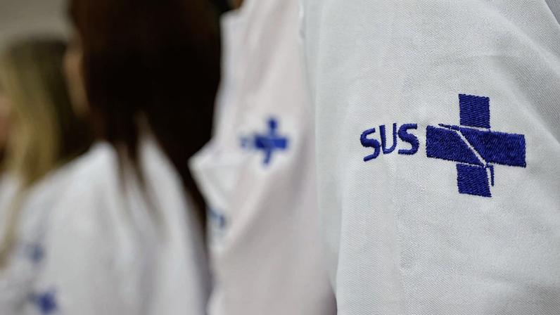 Novos médicos do Programa Mais Médicos durante visita no Super Centro Carioca de Saúde, em Benfica. Foto: Fernando Frazão/Agência Brasil