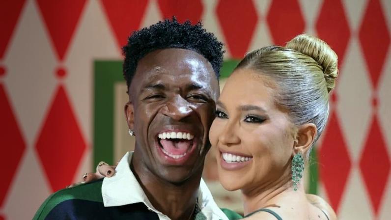 Influenciadora fala sobre relação com Vinícius Júnior após reação a buquê