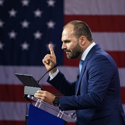 Eduardo Bolsonaro defende Tariflávio ao propor negociar Pix com EUA
