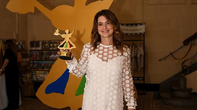 Cláudia Abreu recebe homenagem no Cine PE e fala sobre escolhas de carreira