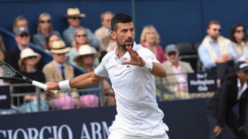 Djokovic se junta a Sinner em série de exibições no Hurlingham Club