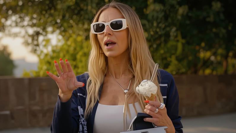 Dorit Kemsley atualiza relacionamento de Erika Jayne após surpresa na Itália