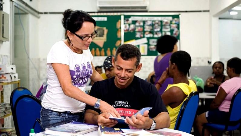 MEC oferece formação que fortalece docência na EJA