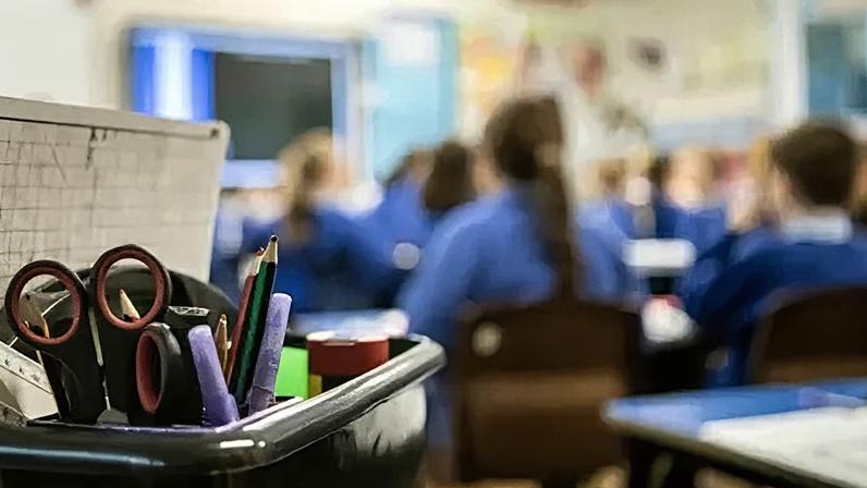 Onda de calor leva ao fechamento de escolas em Staffordshire