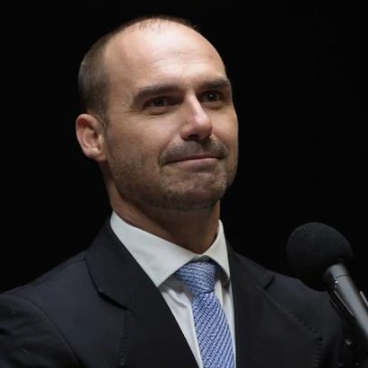 Eduardo afirma ter pedido a Trump a volta de Moraes à Magnitsky e cita Zelle