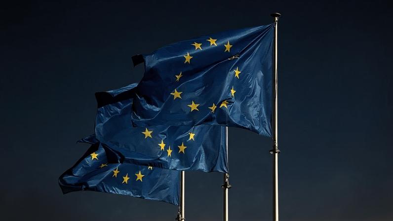 UE aprova regras rígidas de controle de preços no novo mercado de carbono