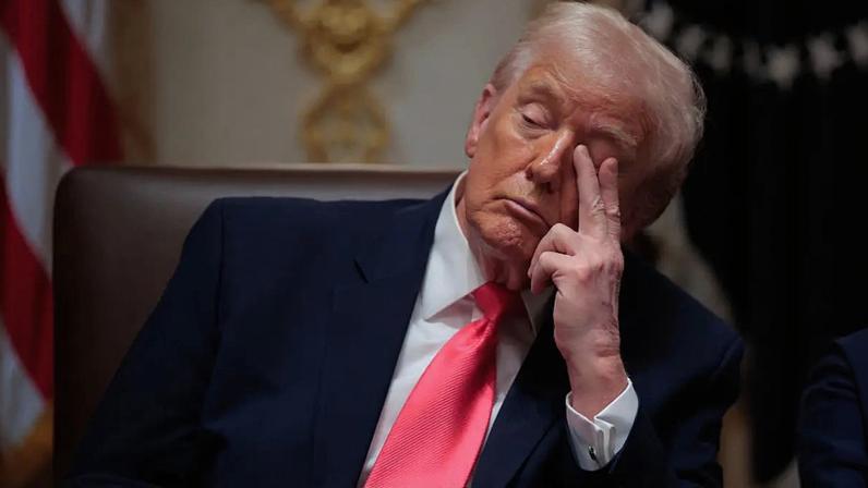 Levantamento mostra que maioria dos evangélicos desaprova políticas de Trump em relação ao Irã.