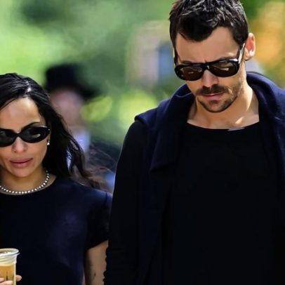 Zoë Kravitz e Harry Styles oficializam namoro com tatuagens idênticas