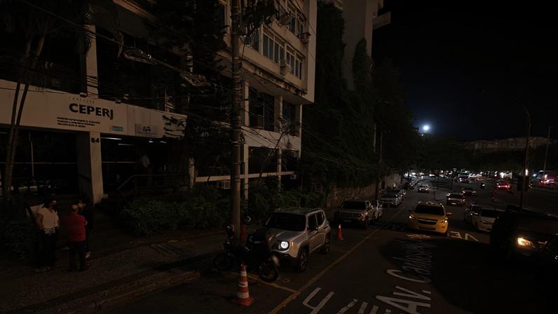 Fachada da sede da Fundação Ceperj, em Botafogo, zona sul do Rio de Janeiro