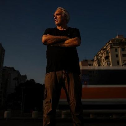 Caos urbano piorou com as redes sociais, aponta Fausto Fawcett