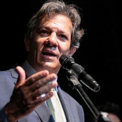 Haddad acusa Tarcísio de escolher para quem vender a Sabesp