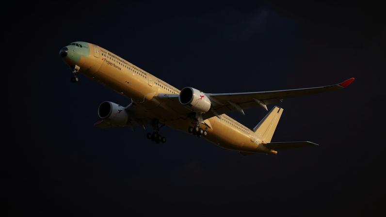 Avião da rota mais longa do mundo realiza primeiro voo de teste