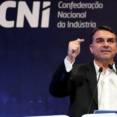 Flávio Bolsonaro e Zema defendem privatizações no setor industrial