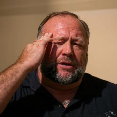 The Onion lança reboot do InfoWars em 2 de julho