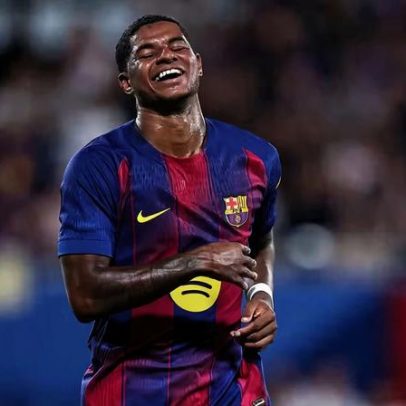 Barcelona não exerce compra de Rashford; atacante deixa o clube