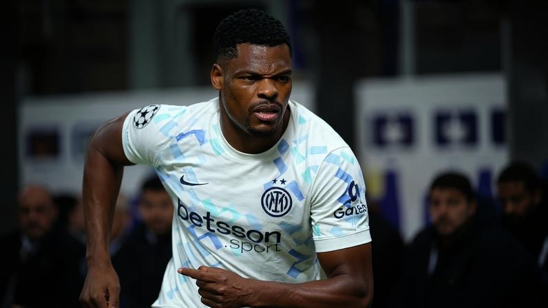 Dumfries, ala holandês da Inter de Milão — Foto: Gerrit van Keulen/Soccrates/Getty Images