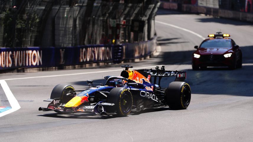 Max Verstappen para na largada e abandona o GP de Mônaco — Foto: David Davies/PA Images via Getty Images