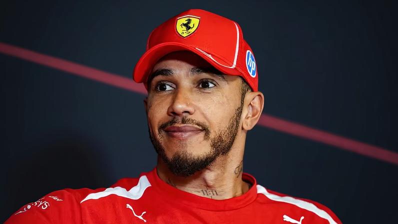 Chefe da Mercedes destaca volta por cima de Hamilton