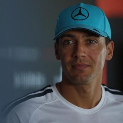 Russell culpa azar por derrotas seguidas e busca provar tese em Barcelona