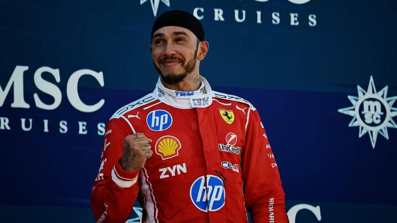 Hamilton conquistou sua primeira vitória com a Ferrari no Gp de Barcelona-Catalunha — Foto: Mark Sutton/Getty
