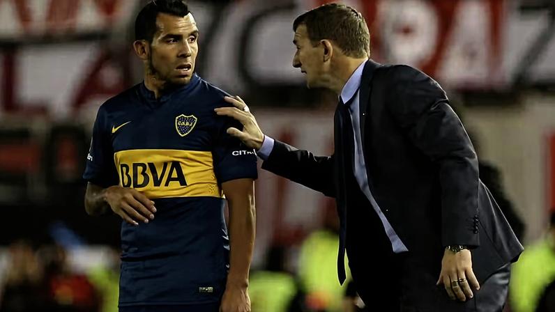 Boca Juniors anuncia contratação de técnico campeão da Libertadores como jogador