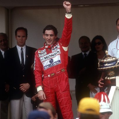 Momento mais marcante de Ayrton Senna no GP de Mônaco: escolha o seu favorito