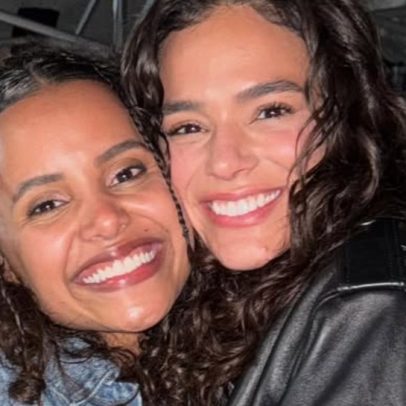 Gleici Damasceno comenta cenas da série e elogia Bruna Marquezine