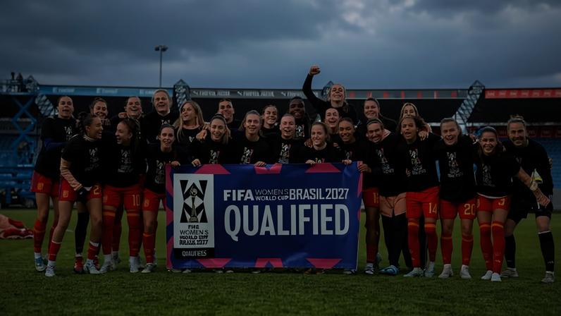Jogadoras da Espanha comemoram a classificação para a Copa do Mundo Feminina Brasil-2027 — Foto: Twitter/Seleção da Espanha