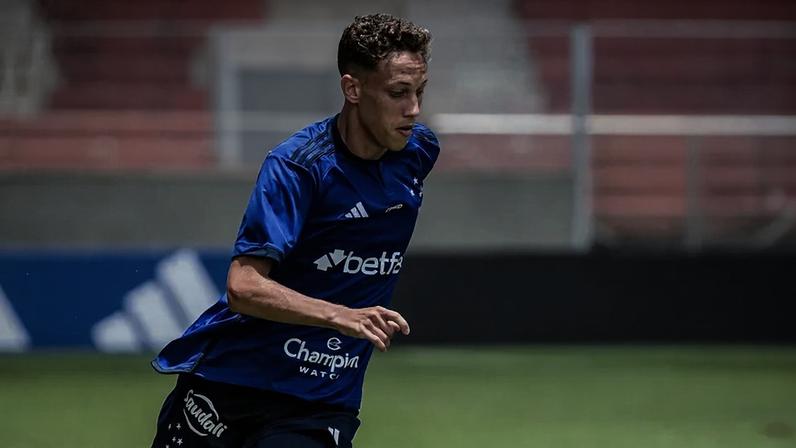 Ian Luccas pelo Cruzeiro (Foto: Gustavo Aleixo/Cruzeiro)