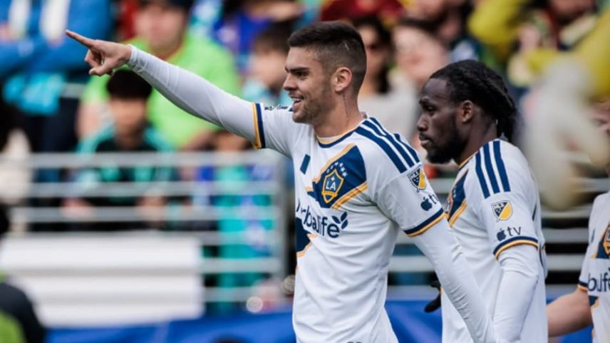 Gabriel Pec no LA Galaxy (Foto: Divulgação LA Galaxy)