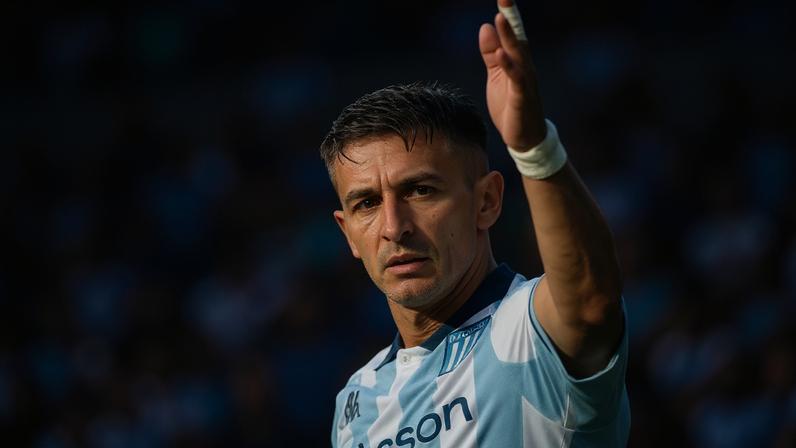Rojas perto do Cruzeiro? Racing busca substituto