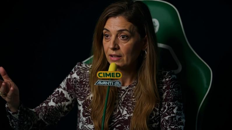 Leila durante coletiva do Palmeiras. (Foto: Cesar Greco/Palmeiras)
