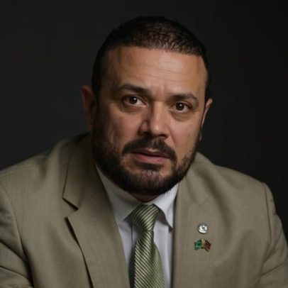 Projeto amplia porte de armas para corretores avança na Câmara