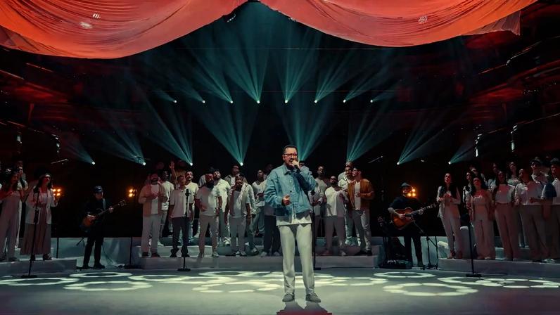 Isaías Saad lança medley sobre fé e entrega a Deus