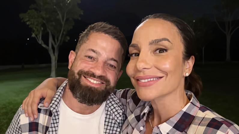 Ivete Sangalo e ex-marido Daniel Cady curtem a mesma festa junina