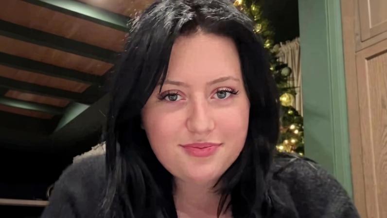 Bailee Ann, 18, filha de Jelly Roll, pede compaixão após divórcio do pai