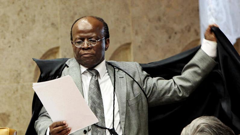 Joaquim Barbosa deve falar sobre pré-candidatura na próxima semana, afirma DC