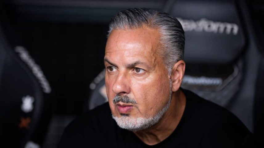 José Boto, durante a partida entre Corinthians e Flamengo, na Neo Química Arena (Foto: Rebeca Schumacker/Folhapress)