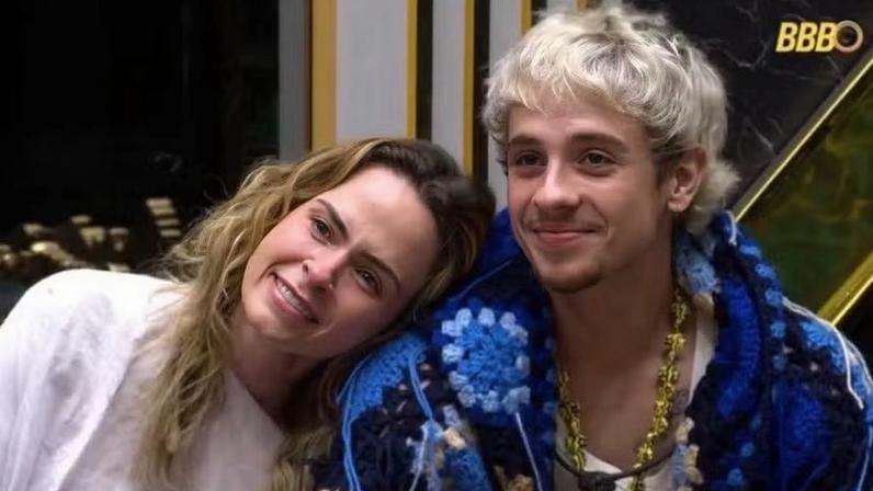 Ana Paula Renault celebra aniversário de Juliano Floss com homenagem