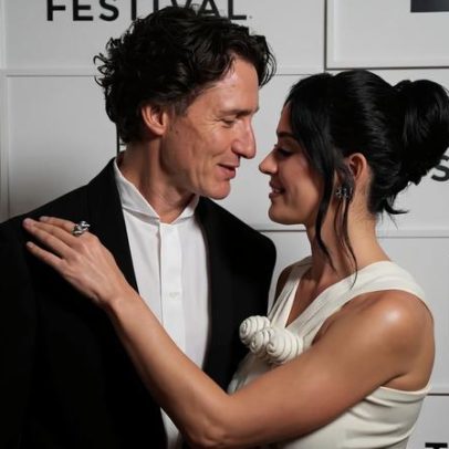 Katy Perry e Justin Trudeau oficializam relacionamento no tapete vermelho