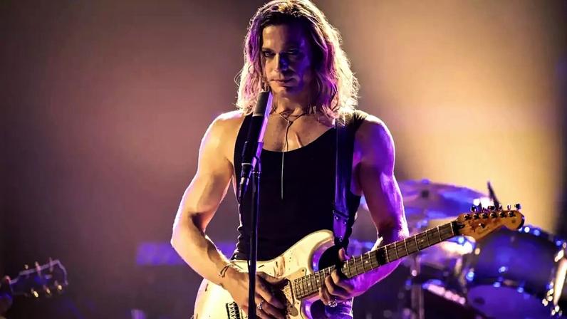 Lestat ganha clipe inédito em entrevista com o Vampiro