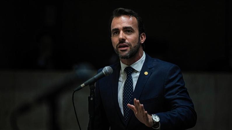 Lucas Bove (foto), do PL, é alvo de processo no Conselho de Ética da Alesp por agressões verbais contra colega deputada