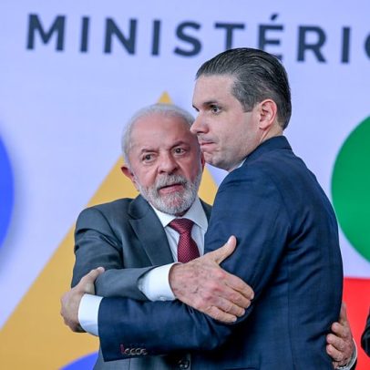 Lula e Motta discutem limites da aproximação entre Brasília e Paraíba