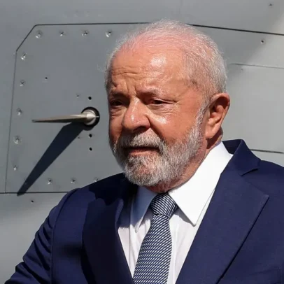 Lula cobra INSS para zerar a fila de pedidos até setembro