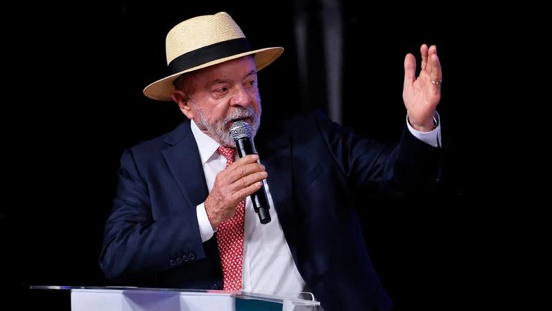 Lula pede cuidado com celulares na rua para evitar roubos