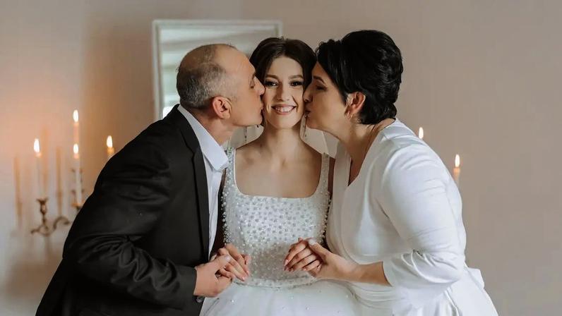 Três motivos para mães aceitarem que os filhos casados ganhem independência
