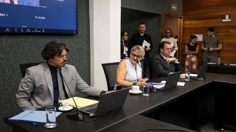 MEC apresenta Novo PNE em seminário em Santa Catarina