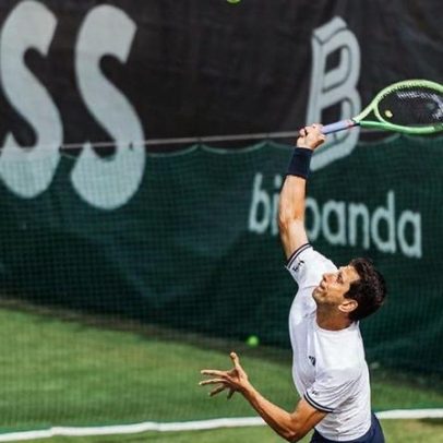 Marcelo Melo joga em Halle ao lado de Zverev